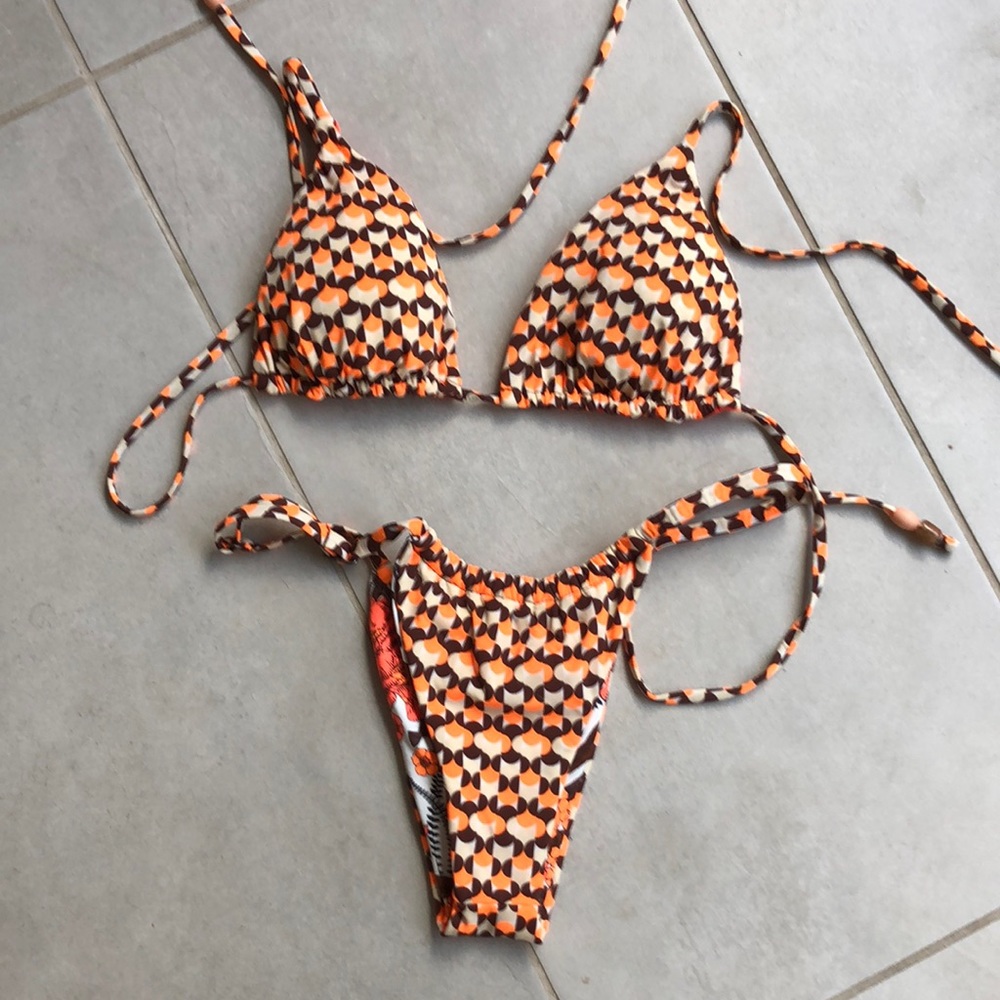 New bikini- S (top worn once)